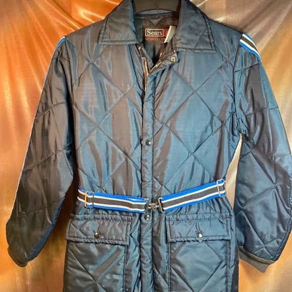 VINTAGE 70’s navy snowsuit jumper. Mint condition. Medium158 40” chest nwot